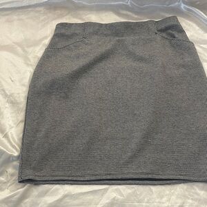 Max Studio Black and White Pencil Skirt